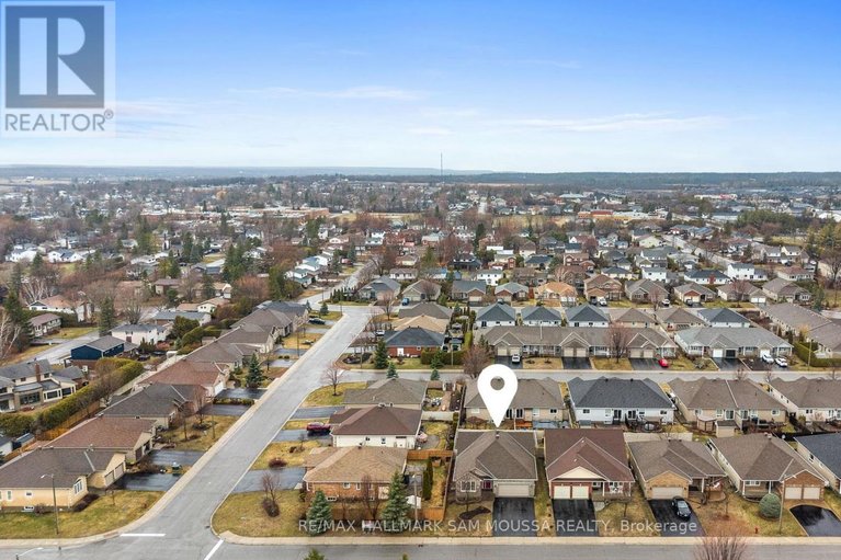 29614140/631-robert-hill-street/almonte/mississippi-mills/ontario/K0A1A0_36