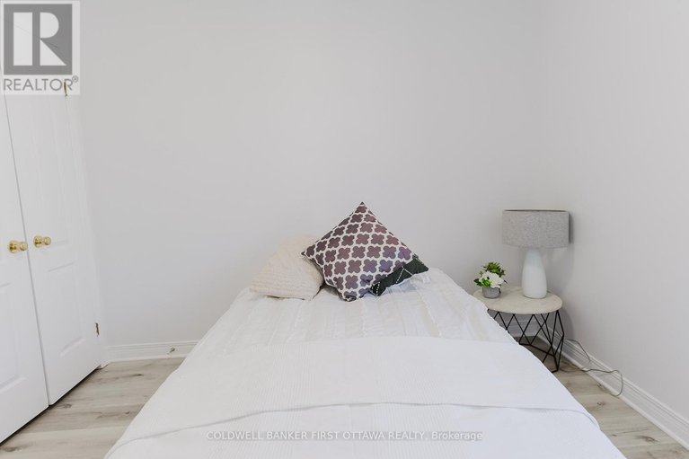 28463814/204-windhurst-drive/barrhaven-east/ottawa/ontario/K2G6H9_35