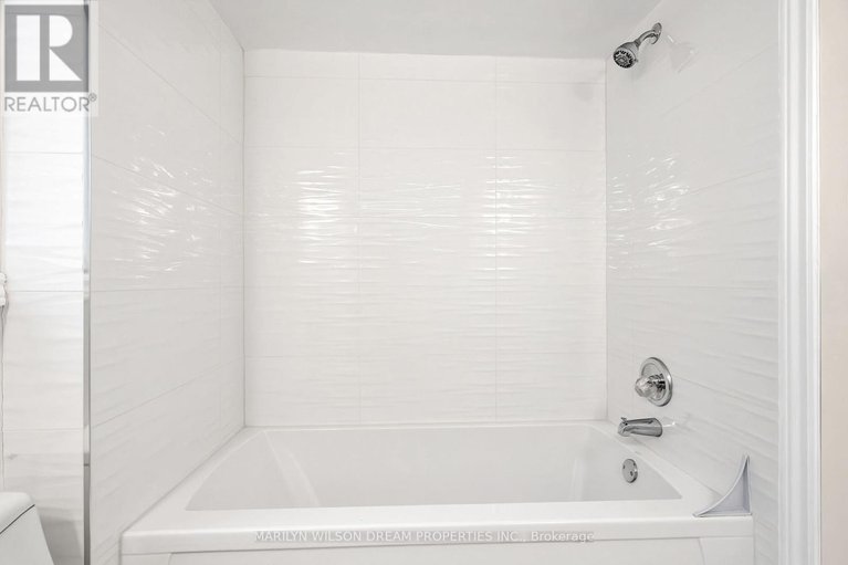 29114744/1678-smithers-crescent/chateauneuf/ottawa/ontario/K1C4W9_27