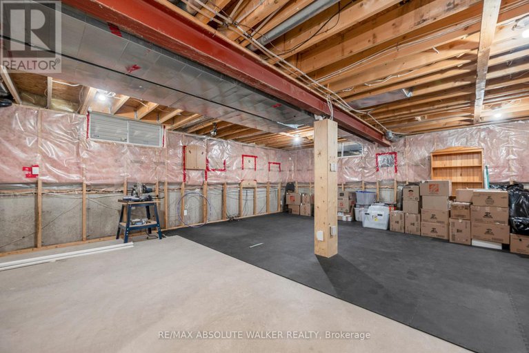 29163669/1662-frenette-street/fallingbrookgardenway-south/ottawa/ontario/K4A4L4_36