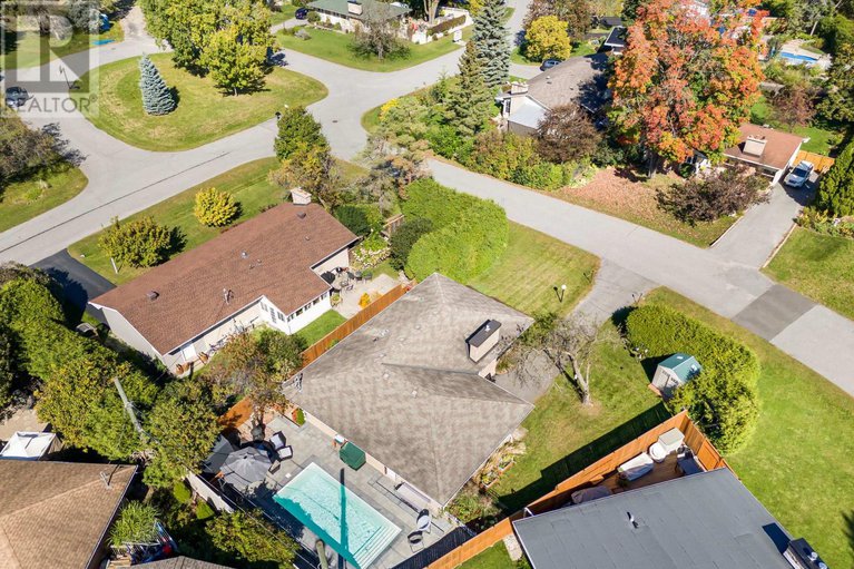 29107885/4-aberfeldy-street/arbeatha-park/ottawa/ontario/K2H6H5_36