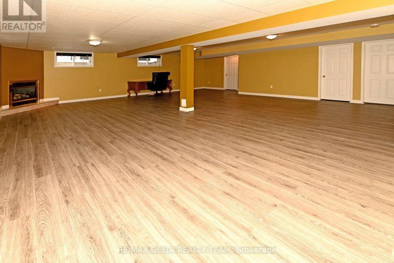 29095363/150-sandra-crescent/town-of-rockland/clarence-rockland/ontario/K4K1N7_21