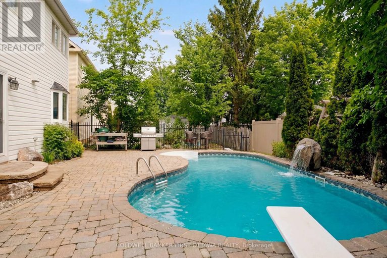 29527335/32-kyle-avenue/stittsville-central/ottawa/ontario/K2S1G9_47