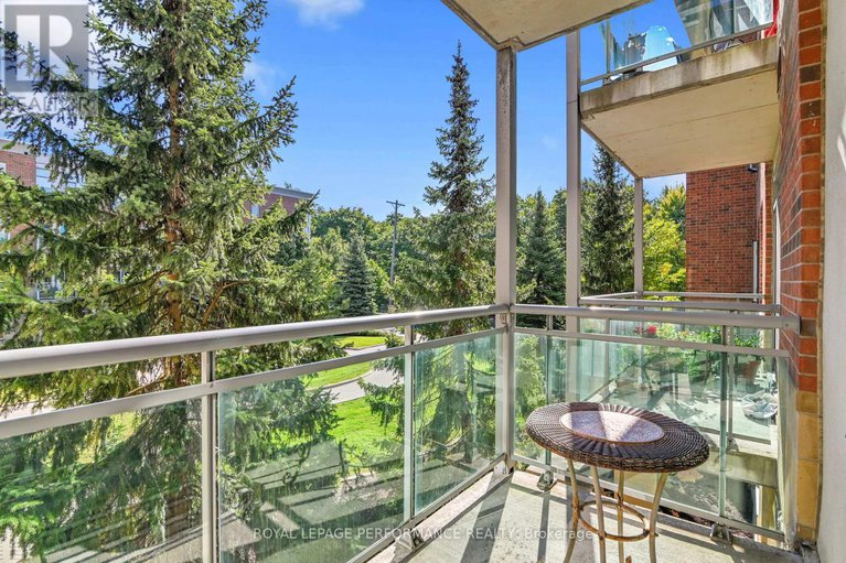 29227689/229-205-bolton-street/lower-townbyward-market/ottawa/ontario/K1N1K7_32