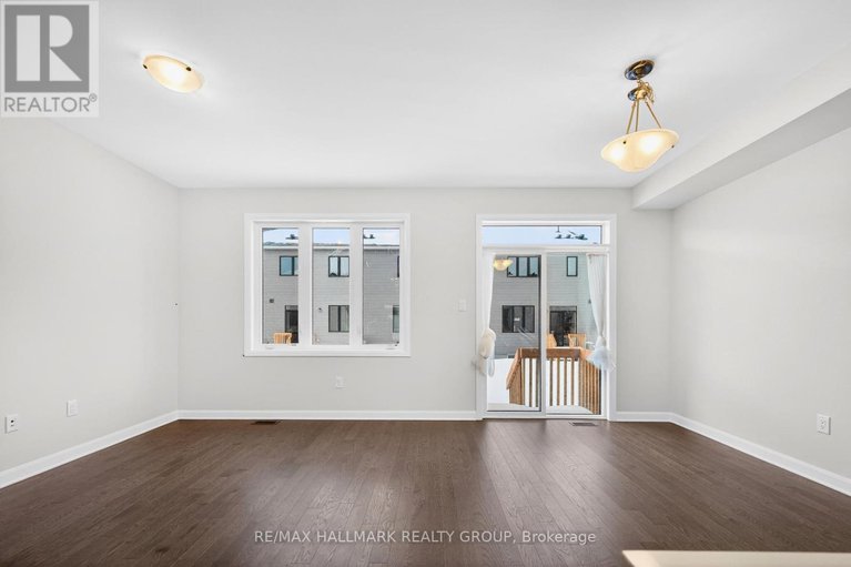 29298079/887-eileen-vollick-crescent/morgans-grantsouth-march/ottawa/ontario/K2W0M9_9