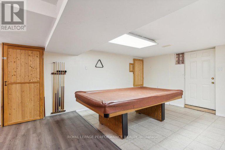 27687403/1932-marquis-avenue/ottawa/ontario/K1J8J2_29