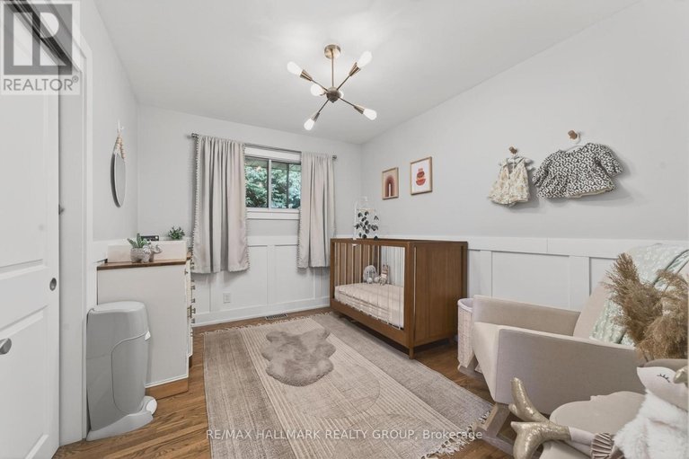 29610974/1081-foley-avenue/elmvale-acresurbandale/ottawa/ontario/K1G2R4_14