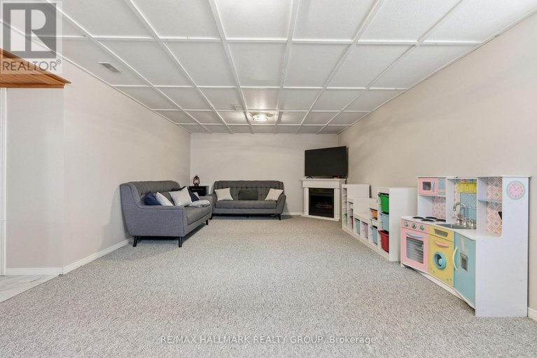 29042436/54-christie-lane/winchester/north-dundas/ontario/K0C2K0_28