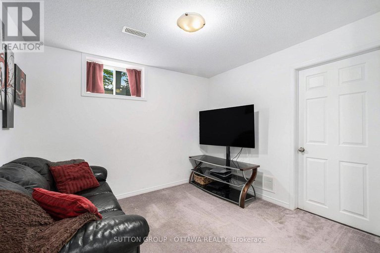 28422593/100-camden-private/cedargrovefraserdale/ottawa/ontario/K2J6H9_19