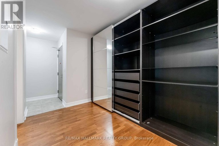 29177546/204-200-besserer-street/sandy-hill/ottawa/ontario/K1N0A7_5