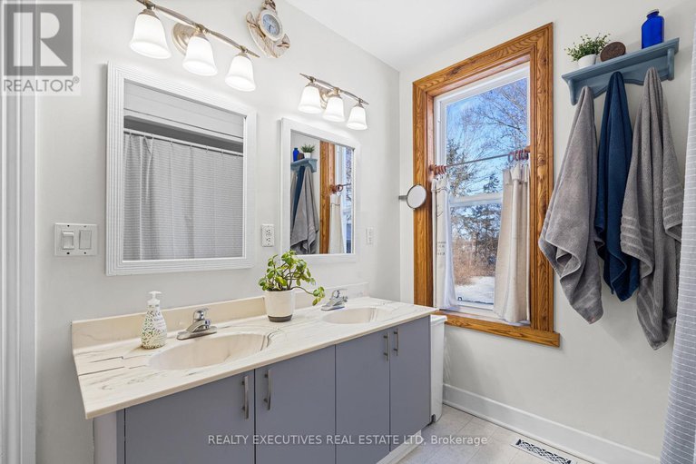 29177965/10938-church-road/north-dundas-mountain-twp/north-dundas/ontario/K0E1S0_28