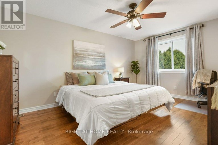 29607390/57-chester-crescent/on-the-green/ottawa/ontario/K2J2J6_22