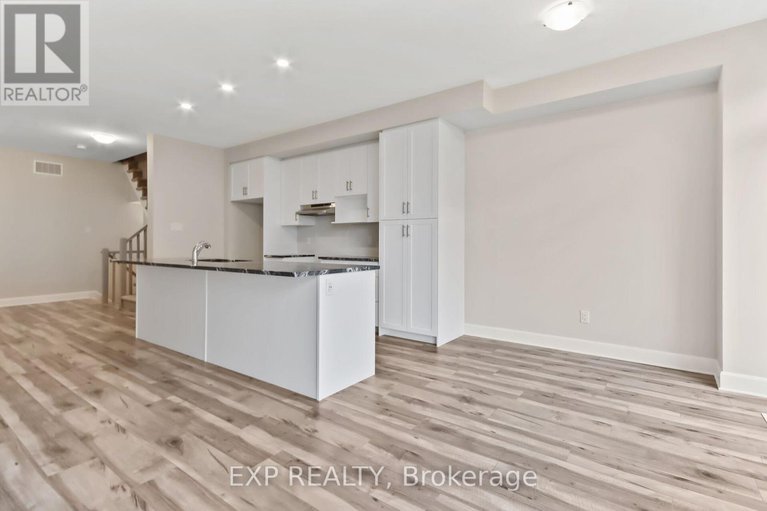28182692/213-hooper-street/carleton-place/carleton-place/ontario/K7C0C4_3