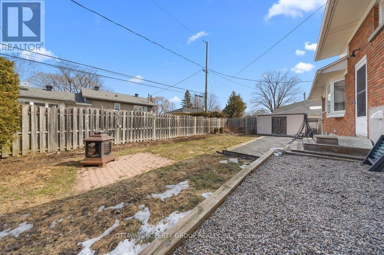 29590860/777-cork-street/elmvale-acres/ottawa/ontario/K1G1X8_24