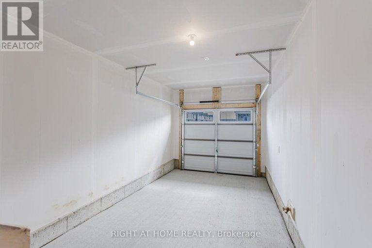 28674479/2046-postilion-street/richmond/ottawa/ontario/K0A2Z0_17