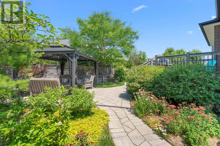 28623551/227-sunnyridge-crescent/emerald-meadowstrailwest/ottawa/ontario/K2M0H2_6