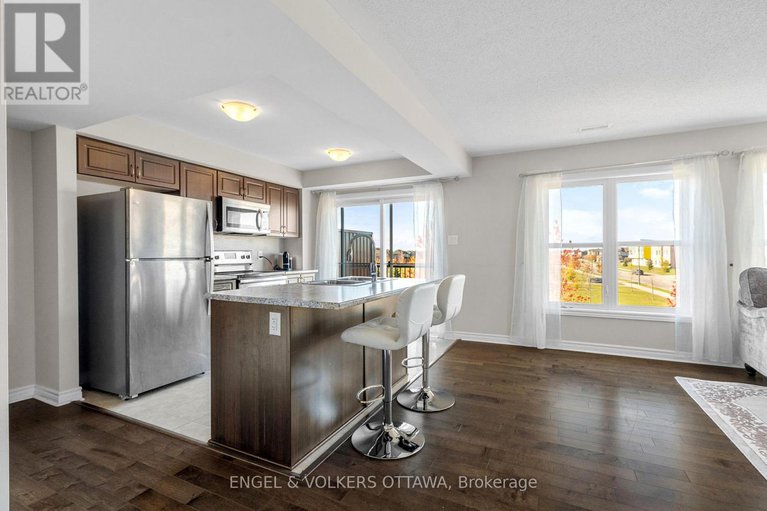 29074491/b-743-magnolia-street/avalon-west/ottawa/ontario/K4A1B7_5