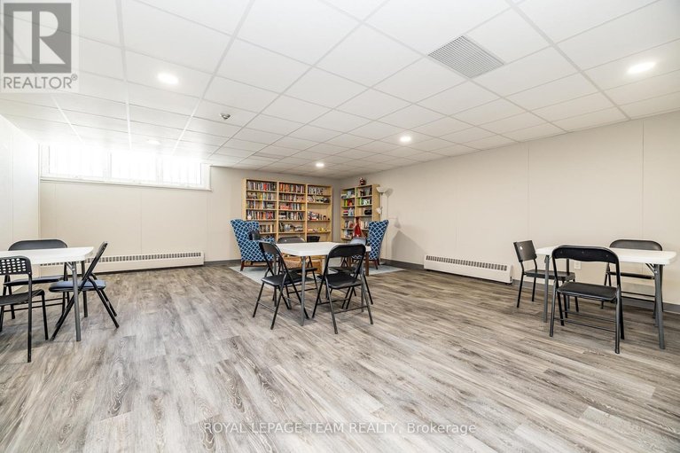 29662214/701-1356-meadowlands-drive-e/borden-farmstewart-farmcarleton-heightsparkwood-hills/ottawa/ontario/K2E6K6_27