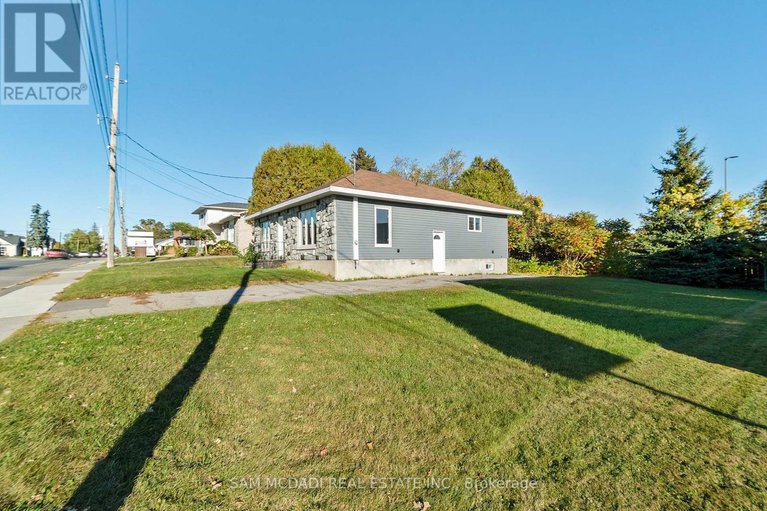28972979/2709-laurier-street/town-of-rockland/clarence-rockland/ontario/K4K1A3_24