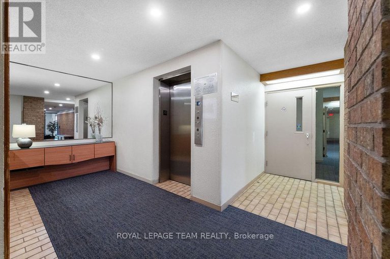 29371239/212-316-savard-avenue/vanier/ottawa/ontario/K1L7S2_7