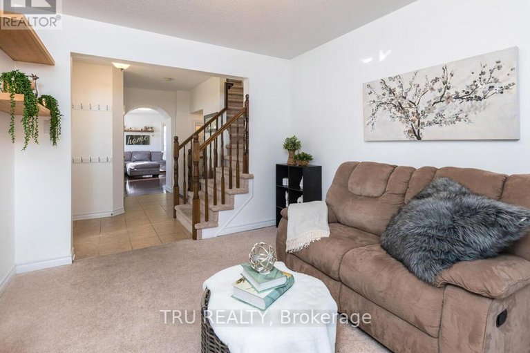 29052301/2757-grand-canal-street/half-moon-bay/ottawa/ontario/K2J0S7_7