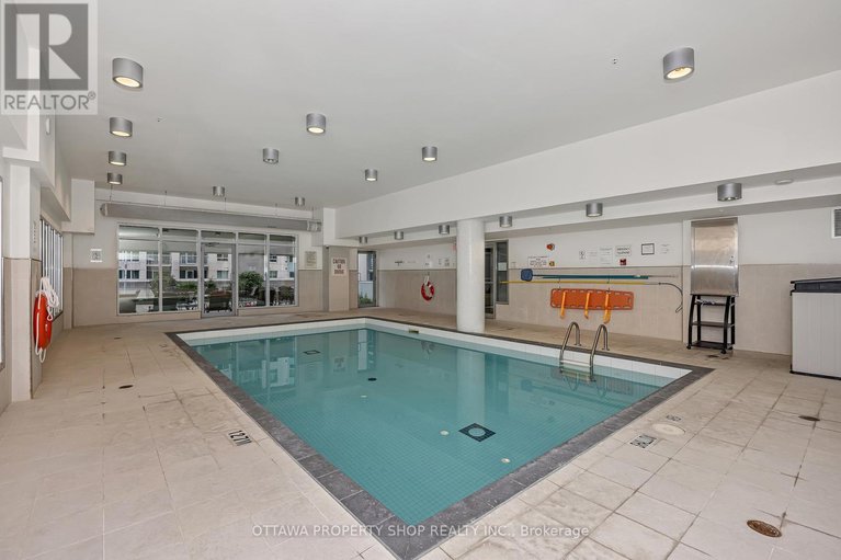 28507200/1209-242-rideau-street/sandy-hill/ottawa/ontario/K1N0B7_14