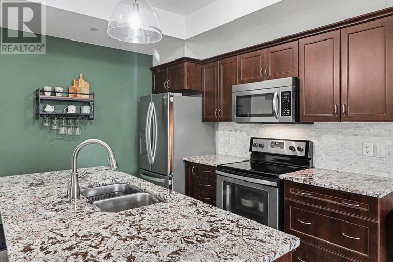 29628514/403-120-montblanc-private/convent-glen-north/ottawa/ontario/K1C0B1_8