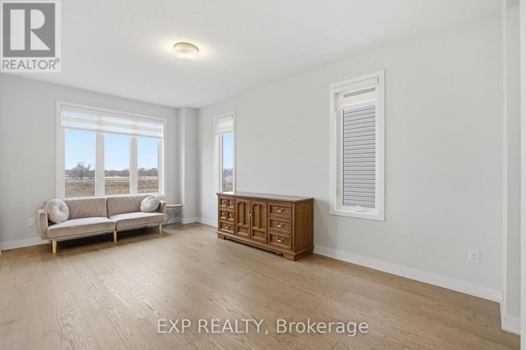 29555015/116-main-halyard-lane/half-moon-bay/ottawa/ontario/K2J7B6_12