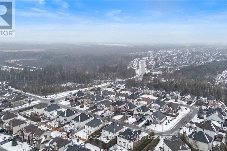 29259363/32-eliza-crescent/stittsville-south/ottawa/ontario/K2S2A3_40