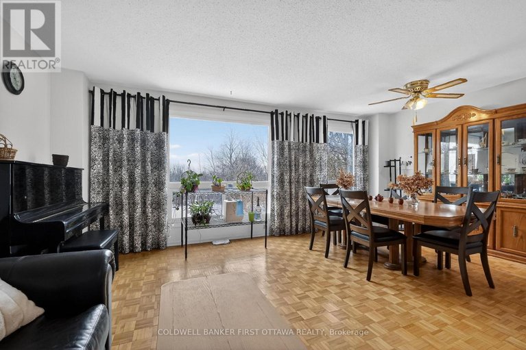 29449932/17-300-stone-quarry-private-s/carson-meadows/ottawa/ontario/K1K3Y2_15