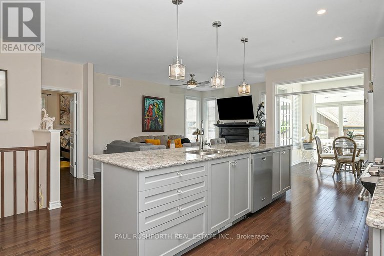 28654762/701-du-rivage-street/town-of-rockland/clarence-rockland/ontario/K4K0K1_5