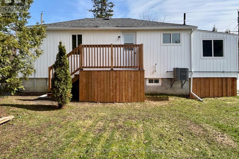 29639881/19-alexander-street-w/maxville/north-glengarry/ontario/K0C1T0_20