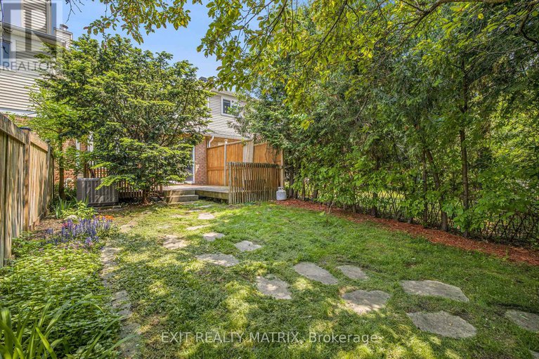28615038/51-peterson-place/katimavik/ottawa/ontario/K2L4A8_35