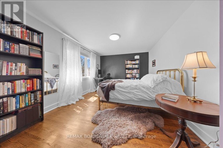 29643562/1912-oakdean-crescent/beacon-hill-north/ottawa/ontario/K1J6H3_26