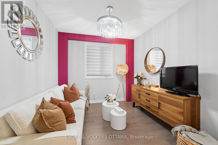 29228634/933-islington-way/leitrim/ottawa/ontario/K1T0T7_8