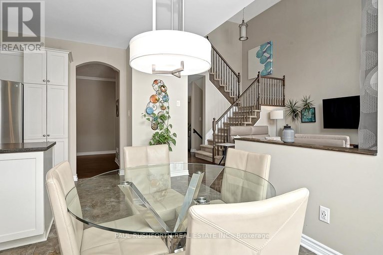 29427447/639-pine-vista-drive/springridgeeast-village/ottawa/ontario/K4A5B4_15