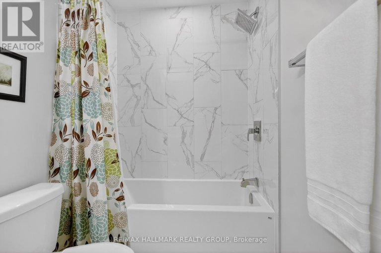 29397820/247b-ferland-street/vanier/ottawa/ontario/K1L7T5_25