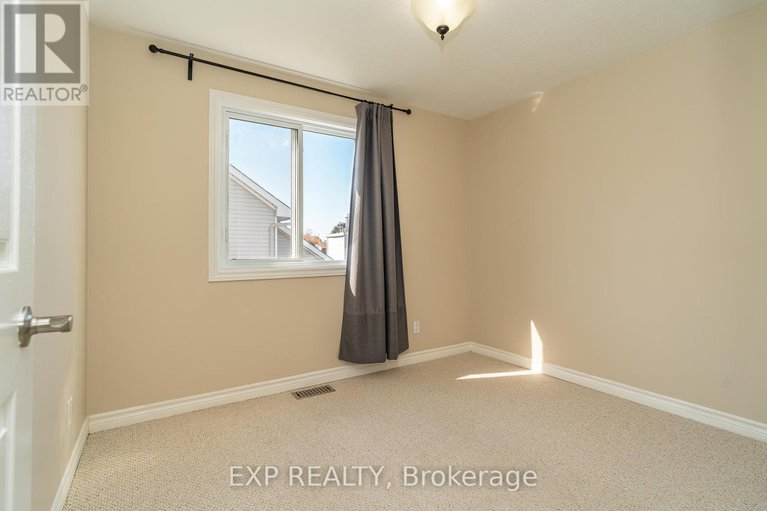 28995969/32-maple-view-crescent/centrepointe/ottawa/ontario/K2G5J6_29