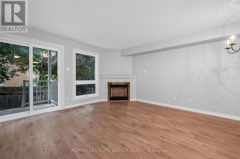 29220947/1673-locksley-lane/beaconwood/ottawa/ontario/K1J1B6_14