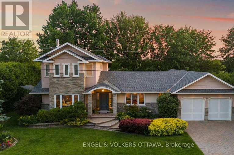 28485285/24-doris-avenue/blossom-parkkemp-parkfindlay-creek/ottawa/ontario/K1T3W8_1