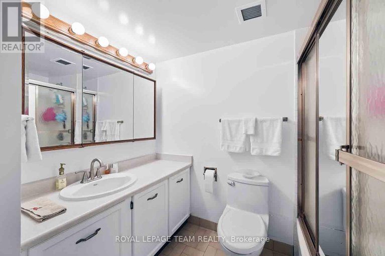 28941836/303-40-arthur-street/west-centre-town/ottawa/ontario/K1R7T5_35