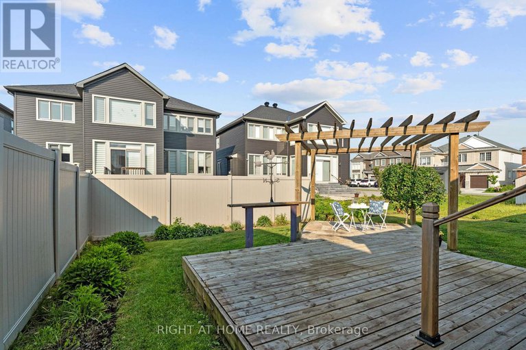 28489477/600-anjana-circle/cedargrovefraserdale/ottawa/ontario/K2J0E1_41