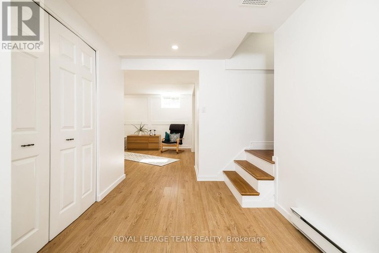 29663238/9-casgrain-court/beaverbrook/ottawa/ontario/K2K2A7_29