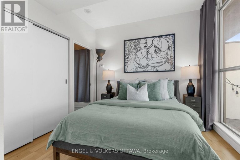 29444673/803-179-george-street/lower-townbyward-market/ottawa/ontario/K1N1J8_37