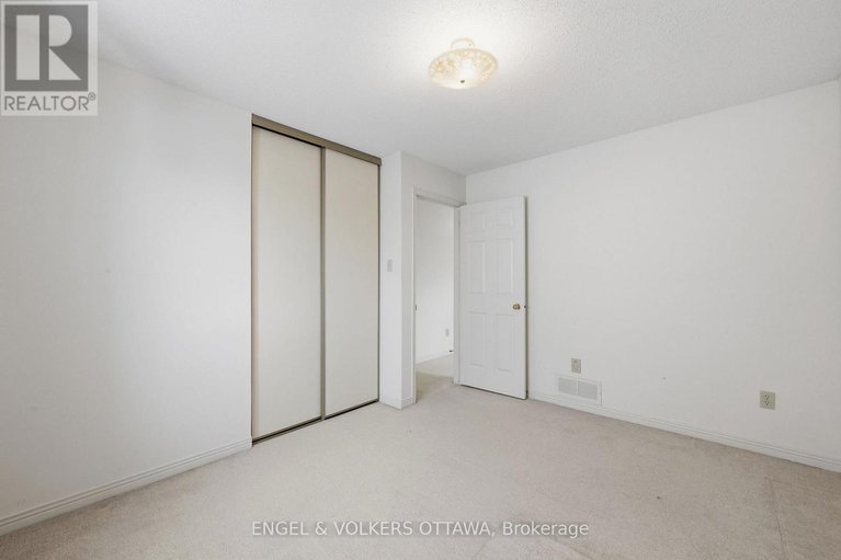 29484139/591-merkley-drive/fallingbrookpineridge/ottawa/ontario/K4A1S3_21