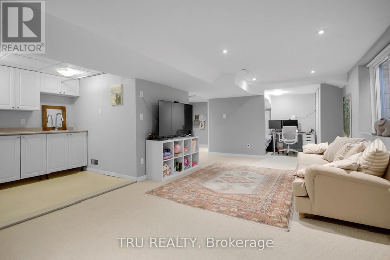 28334651/36-varley-drive/beaverbrook/ottawa/ontario/K2K1G2_42