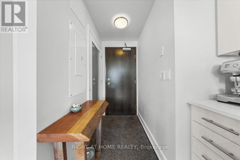 29416126/705-1035-bank-street/glebe/ottawa/ontario/K1S5K3_4