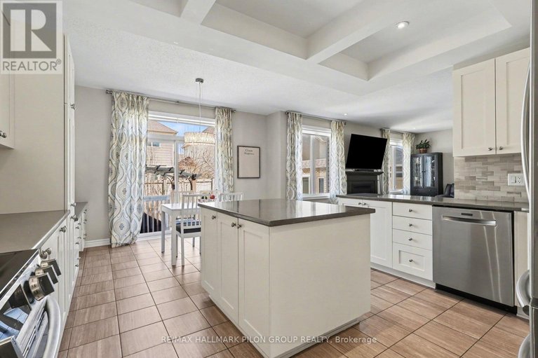 29646068/253-terrapin-terrace/avalon-east/ottawa/ontario/K4A0W2_7