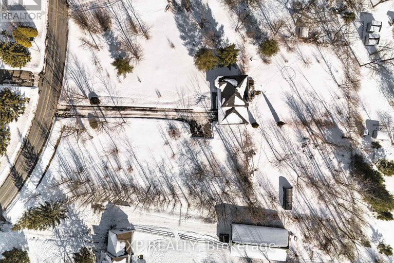 29386190/1284-old-carriage-lane/north-dundas-mountain-twp/north-dundas/ontario/K0C2K0_33