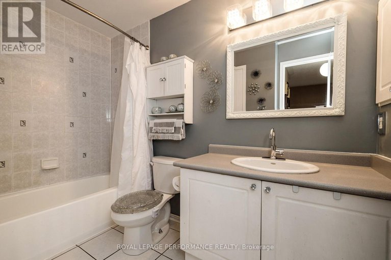 29622959/1893-hennessy-crescent/fallingbrookgardenway-south/ottawa/ontario/K4A3X8_19